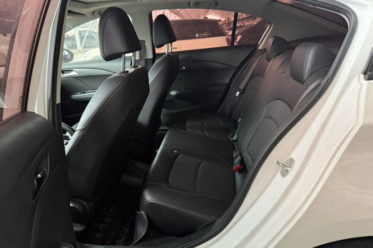 Used Chevrolet Cavalier 2019 320 Automatic Xinyue Edition Interior 2