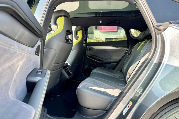 Used BYD Song L EV 2025 Intelligent Driving Version 602 km Range LiDAR-equipped All-Wheel-Drive Type
