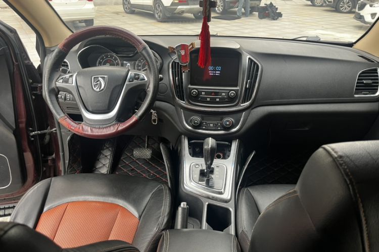 Used Baojun 560 2016 1.8L iAMT Elite Edition