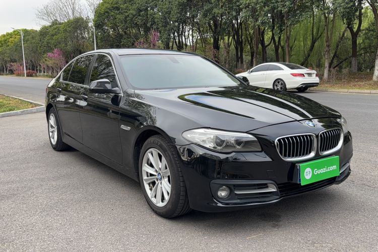 Used BMW 5 Series 2014 520Li Elegant Model
