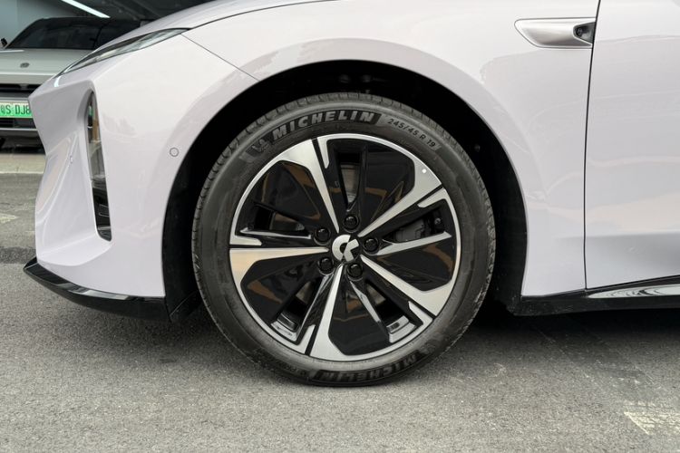 Used Nio ET5T 2025 75 kWh Touring Exterior 9