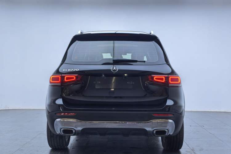 Used Mercedes-Benz GLB 2023 Refreshed GLB 200 Dynamic Edition
