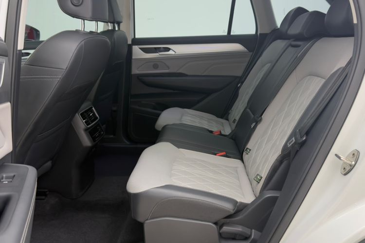 Used Volkswagen Tavendor 2023 380TSI Four-Wheel Drive R-Line Cruise Edition Interior 2