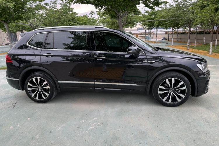 Used Volkswagen Tiguan L 2021 330TSI Automatic Two-Wheel Drive R-Line Enhanced Edition