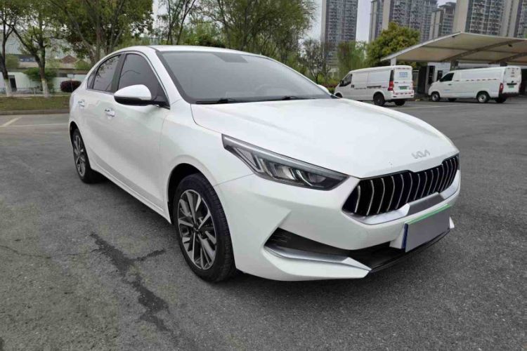 Used Kia K3 2021 Revised 1.5L CVT Fashion Edition Exterior 4