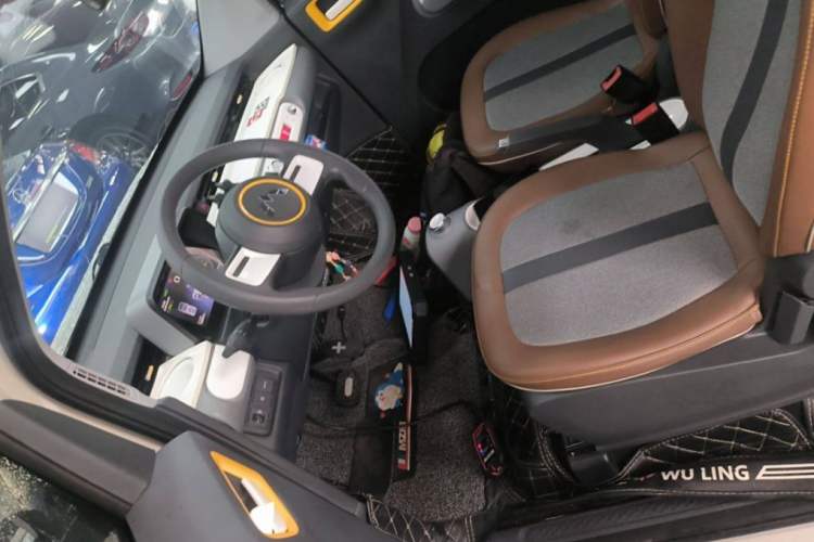 Used Wuling Hongguang MINIEV 2022 GAMEBOY 200km Gaming Edition with Lithium Iron Phosphate