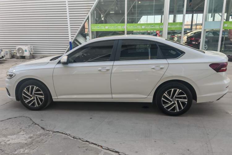 Used Volkswagen Lavida 2022 1.5L Automatic Comfort Edition