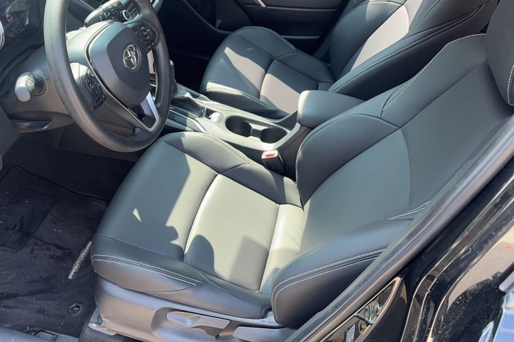 Used Toyota FRONTLANDER 2022 2.0L CVT Leading Edition