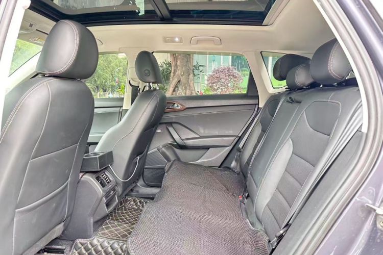 Used Volkswagen Tharu 2021 330TSI All-Wheel Drive Luxury PLUS Version
