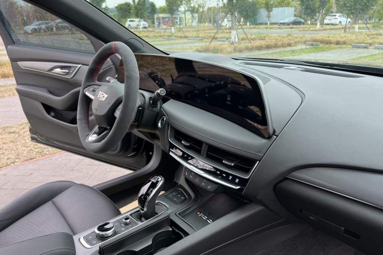 Used Cadillac CT5 2024 28T Luxury Pro Trim