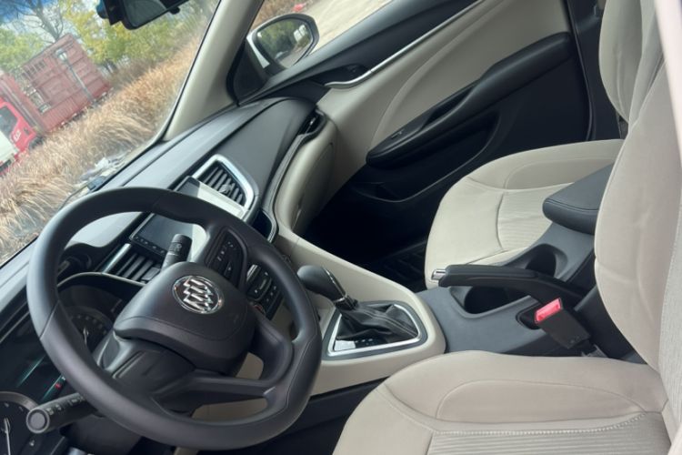 Used Buick GT 2015 15N Automatic Elite Version
