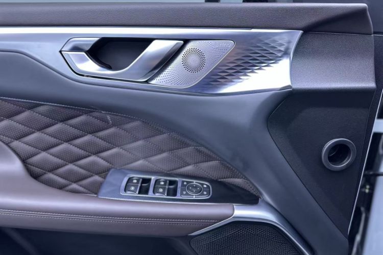 Used Wey Mocha 2021 2.0T Two-Wheel-Drive Ultra-Strong Version