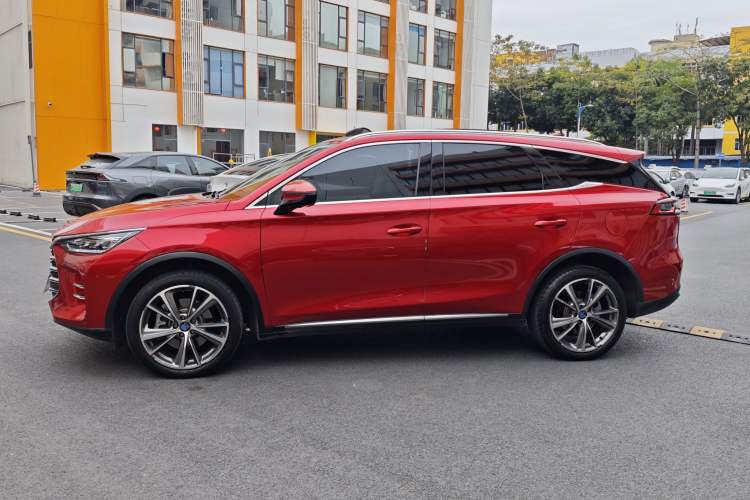 Used BYD Tang New Energy 2020 DM 2.0T Dual-Engine All-Wheel Drive Prestige 7-Seater China VI Standard