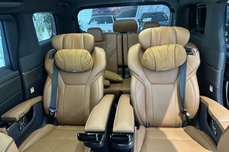 Used Toyota Alphard 2024 Dual-Engine 2.5L Prestige Edition