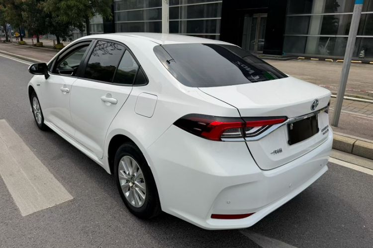 Used Toyota Corolla 2021 Dual-Engine 1.8L E-CVT Pioneer Edition Exterior 6