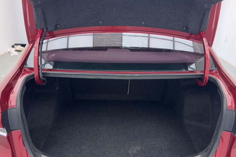 Used Buick GT 2018 15T Dual-Clutch Elite Model China V Standard Trunk