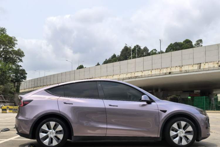 Used Tesla Model Y 2022 Rear-Wheel-Drive Version