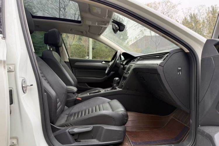 Used Volkswagen Variant 2017 380TSI Four-Wheel Drive Trail Edition
