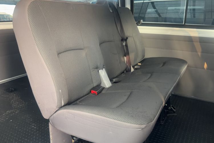 Used JMC Transit 2017 2.8T Commercial Version Short Wheelbase Mid-Roof 6/7/8-Seater JX493
