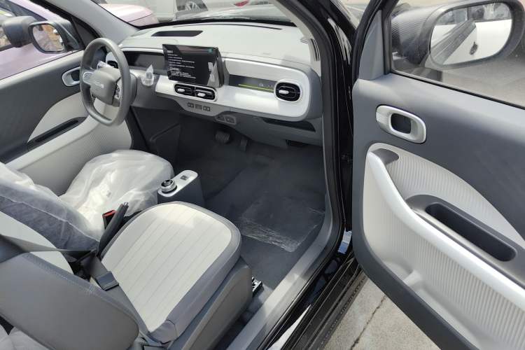 Used Geely Auto Panda 2025 210km Panda Kart
