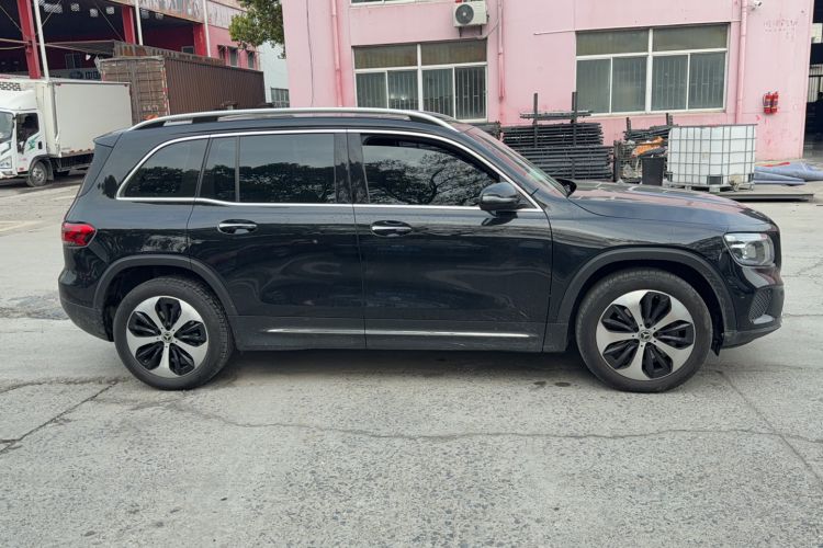 Used Mercedes-Benz GLB 2023 GLB 220 Fashion Model Exterior 4