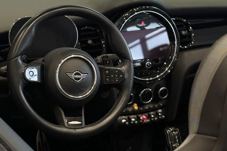 Used MINI MINI 2022 2.0T COOPER S CABRIO Classic Edition