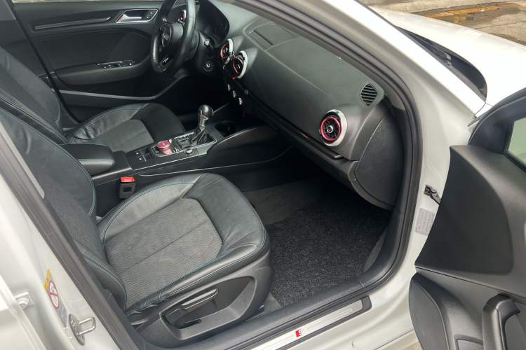 Used Audi A3 2017 Limousine 35 TFSI Fashion Model