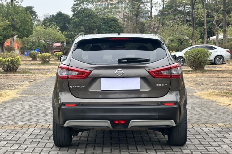 Used Nissan Qashqai 2021 2.0L CVT Smart Enjoyment Version Exterior 3