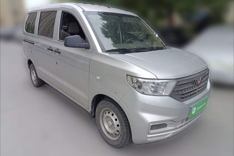 Used Wuling Hongguang V 2022 1.5L Jingqu Edition Electric-Assist LAR