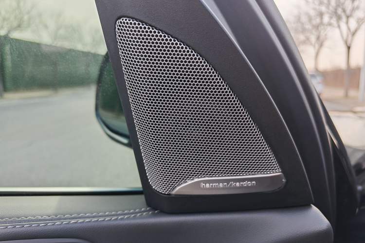 Used BMW X5 2023 xDrive 30Li Luxury M Sport Package
