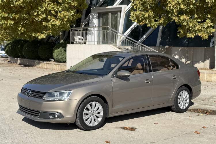 Used Volkswagen Sagitar 2014 Revised Version 1.6L Automatic Comfort Edition