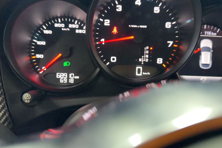 Used Porsche Macan 2017 Macan 2.0T Odometer Close Up