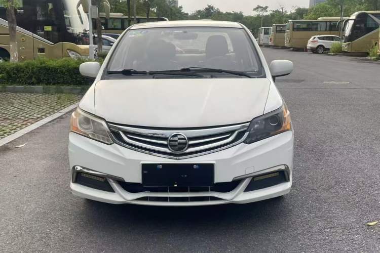 Used Everus S1 2014 1.3L Manual Comfort Edition
