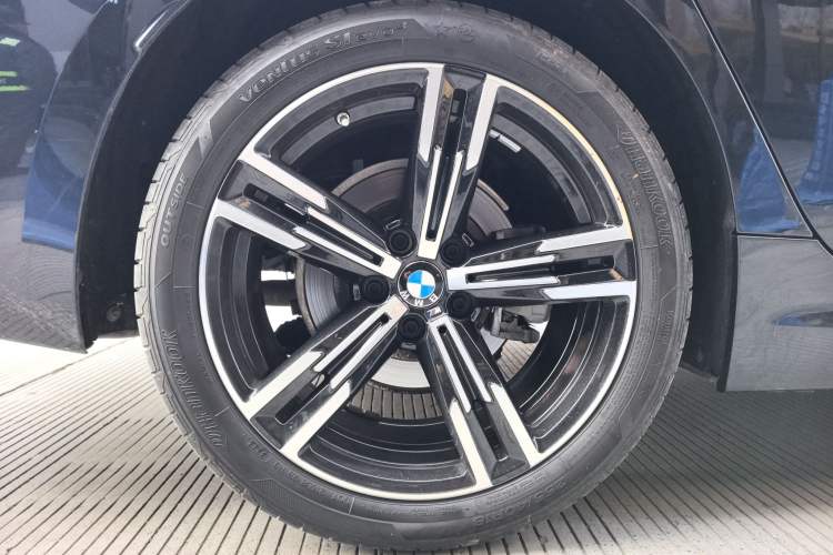 Used BMW 3 Series 2023 325i M Sport Package
