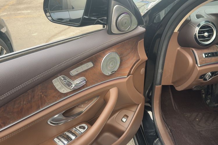 Used Mercedes-Benz E-Class 2017 E 320 L 4MATIC Interior 8