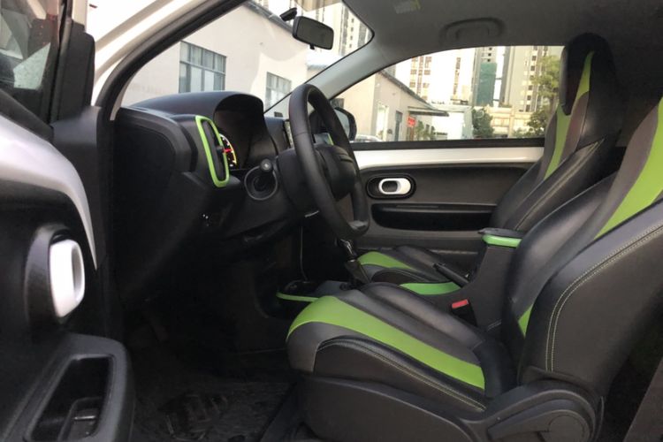 Used Roewe Clever 2021 302 km New Four-Seater Super-Efficient Version
