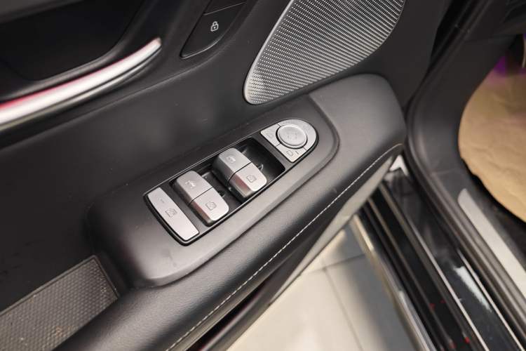 Used Hima AITO M5 2022 Range-Extended Rear-Drive Standard Version