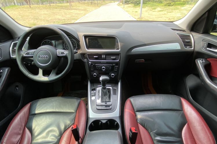 Used Audi Q5 2018 Collector's Edition 40 TFSI Technology Model