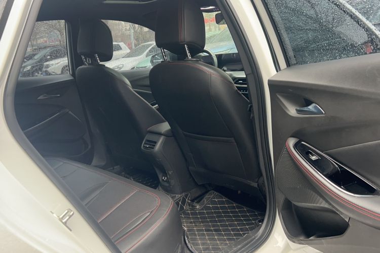 Used Buick Verano 2023 Pro GS Hunter Wind Edition Interior 2