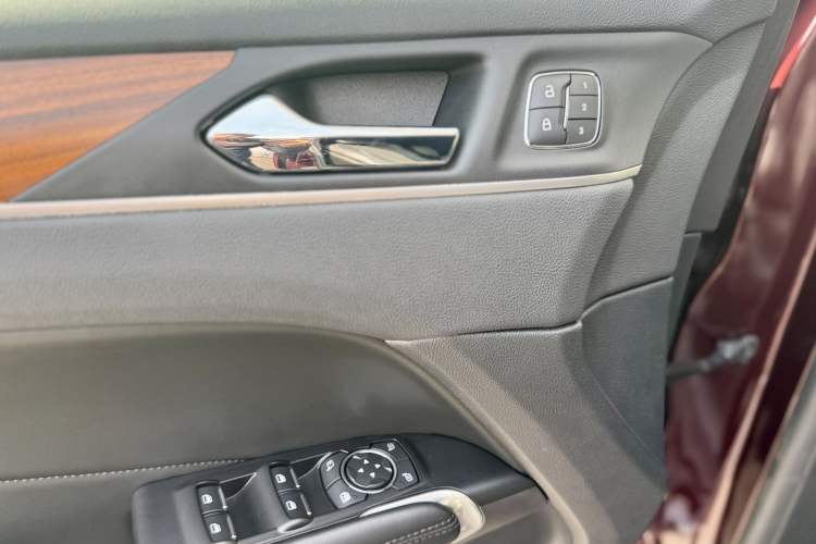 Used Lincoln MKC 2019 2.0T Two-Wheel Drive Zunya Version China VI Standard
