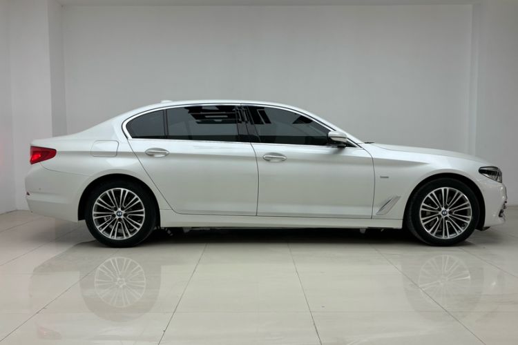 Used BMW 5 Series 2018 Facelifted 530Li Luxury Edition Premium Package