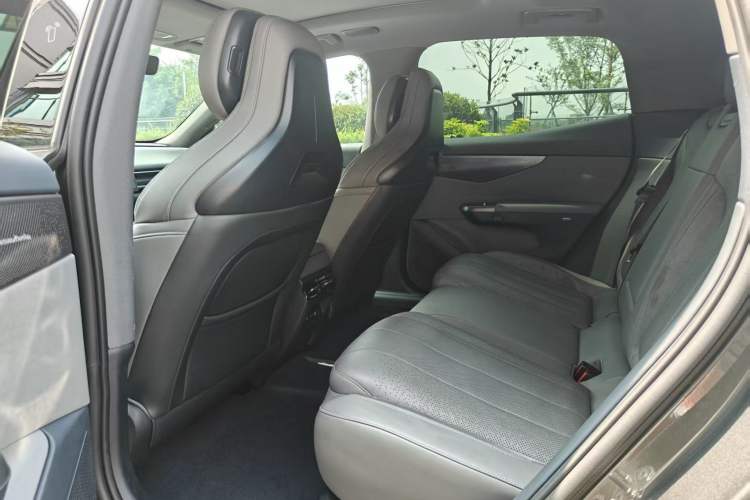 Used Lynk & Co 07 2024 EM-P 126 Long-Range Ultra