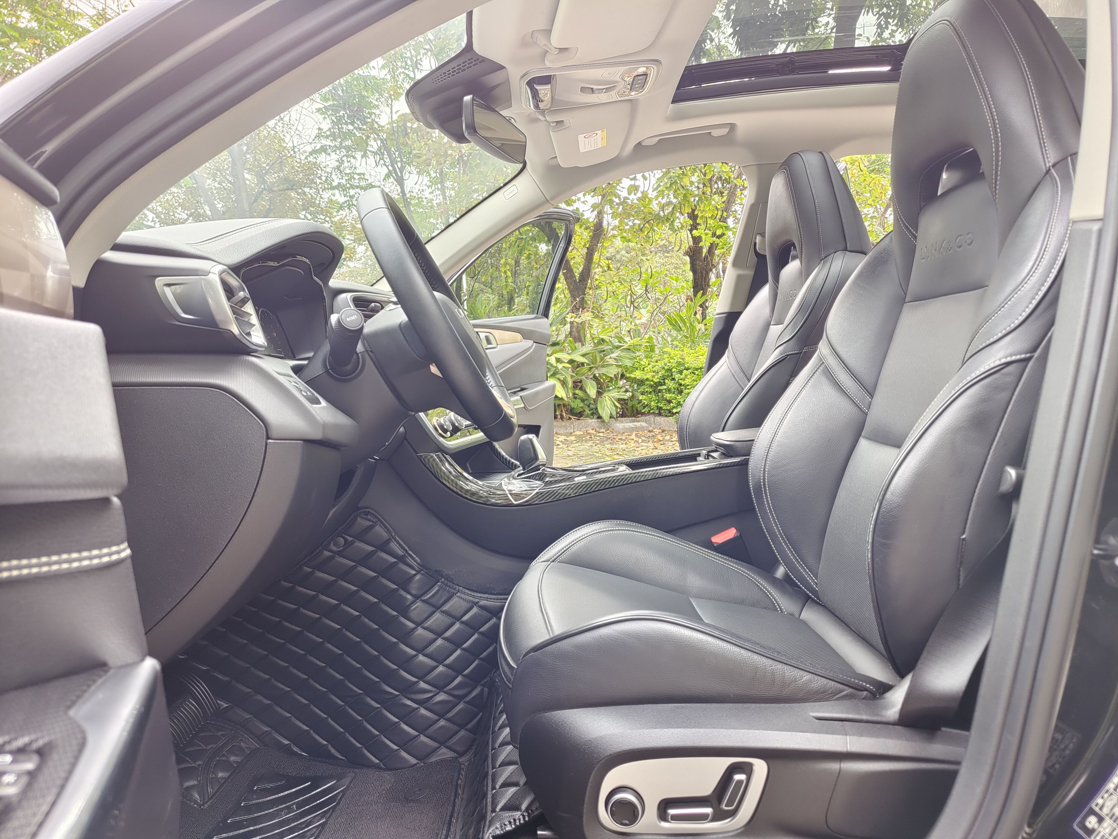 Interior delantero
