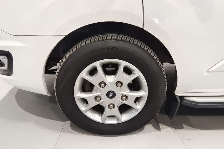 Used Ford Tourneo Custom 2017 2.0T Automatic Elite Edition
