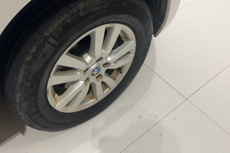 Used Venucia T70 2016 2.0L Manual RuiQu Version
