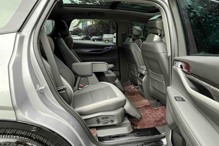 Used Ford Edge 2023 Ford Explorer L 2.0T EcoBoost Four-Wheel Drive 7-Seater Supreme Model