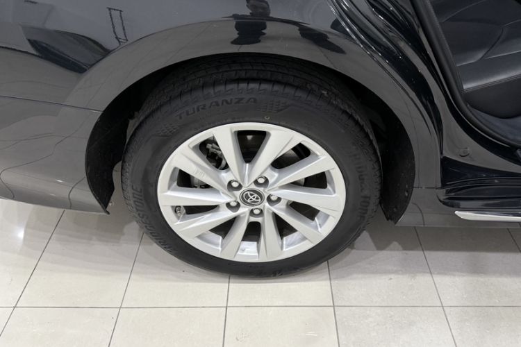 Used Toyota Camry 2023 2.0G Luxury Edition
