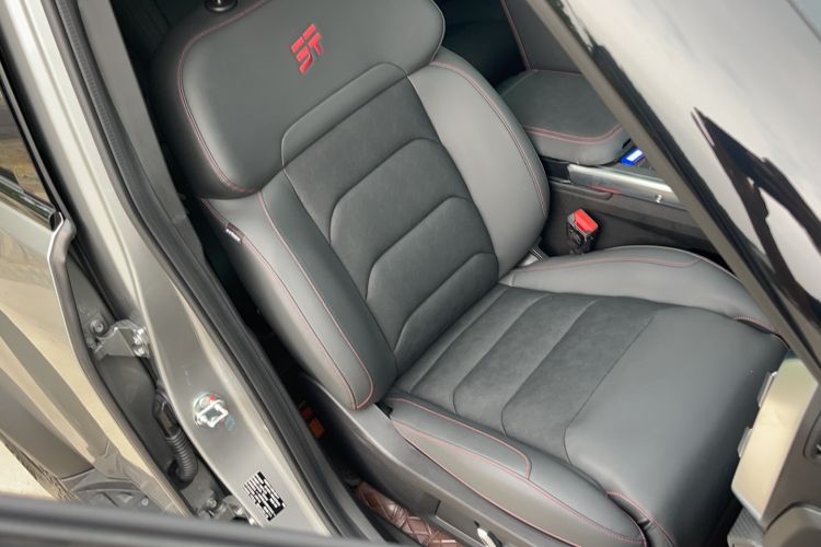 Used JETOUR Traveler 2023 2.0T All-Wheel Drive Conquer PRO