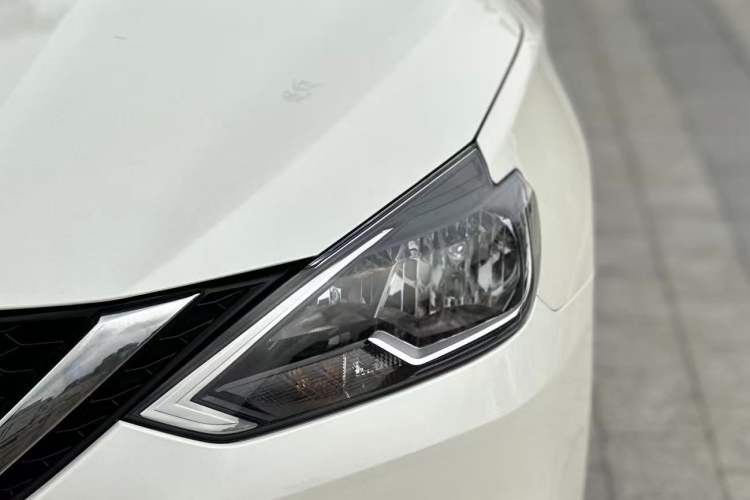 Used Nissan Sylphy 2021 Classic 1.6XL CVT Luxury Edition Exterior 6