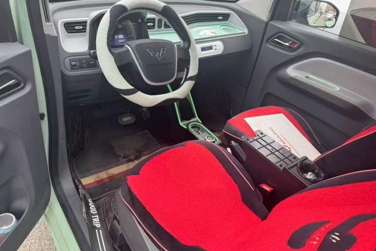 Used Wuling Hongguang MINIEV 2021 Macaron Fashion Model Lithium Iron Phosphate